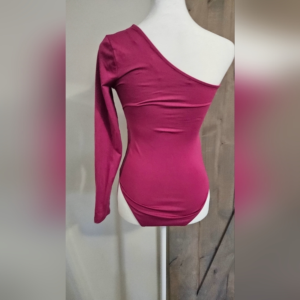 One-Shoulder Pink Top - Picture 7 of 12